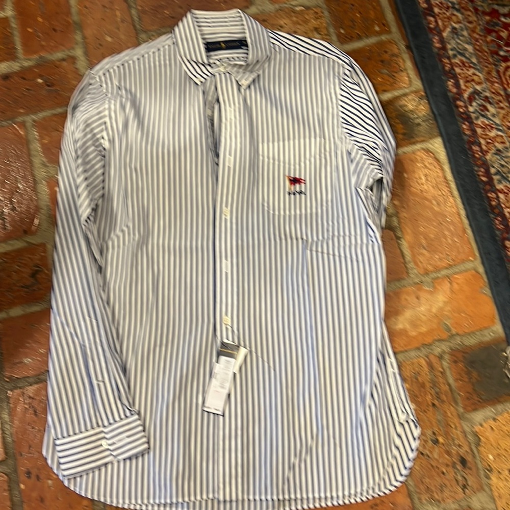 Men’s long sleeve button down shirt